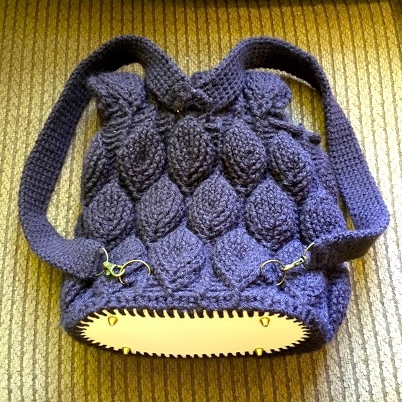 Leaf Knit Backpack Structured Bottom leaf stitch pattern boho - Picture 2 of 13